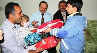 Öğrenciler, Lösemi Hastası Nisa'yı Ziyaret Ettiler