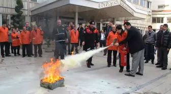 Büyükşehir Personeline Yangın Söndürme Eğitimi