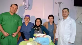 Siirt'tenYılın İlk Bebeğine Doktorun Adını Verdi