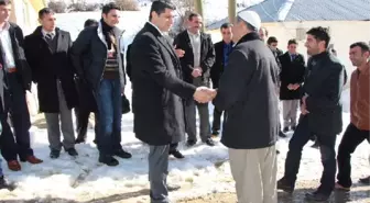 Şemdinli Kaymakamı, Türbeleri Ziyaret Etti