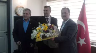 Ak Partili Vekilden Ticaret Odası'na Ziyaret