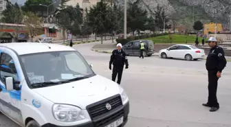 Amasya Polisinden Emniyet Kemeri Denetimi