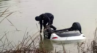 Köprüden Dereye Uçan Otomobilin Sürücüsü Öldü