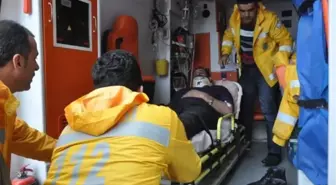Hakkari'de Ambulans Kaza Yaptı: 5 Yaralı