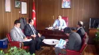 Proje Ekibi Oran Projeleri İçin Çalışıyor