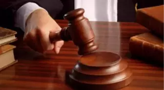 Üniversite Öğrencilerine 4 Yıl 7'şer Ay Hapis