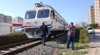 Aydın'da Trenin Çarptığı Kişi Öldü