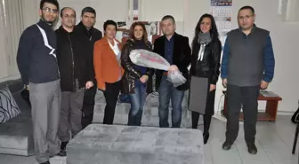 Soma CHP'den Yerel Gazetelere Kutlama Ziyareti