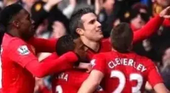 Van Persie Durmadı, Gülen Taraf Manu Oldu!