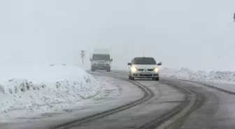 Yüksekova-Şemdinli Yolu Ulaşıma Açıldı