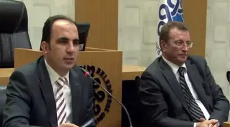 Başkan Altay, Muhtarlara Büyükşehir Yasasını Anlattı