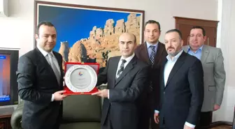 Genç Girişimciler Vali Demirtaş'ı Ziyaret Etti