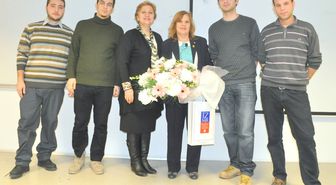 İzmir Üniversitesi'nde Konuşan Hatice Tatlı Açıklaması