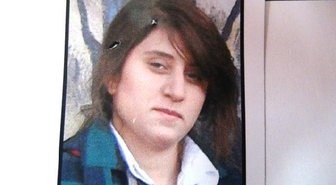 Kaza Kurbanı Elif'in Sırasına Karanfil