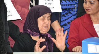 İzmir'de Öğrencinin Öğretmenini Öldürmesi