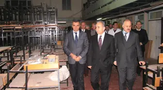 Vali Büyük Okulları Ziyaret Etti