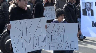 Babasının Hayatını Kaybettiği İskelede Feryat Etti