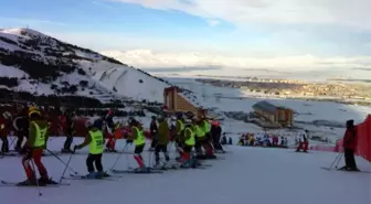 Bursalı Kayakçı Erzurum'dan Birincilikle Döndü