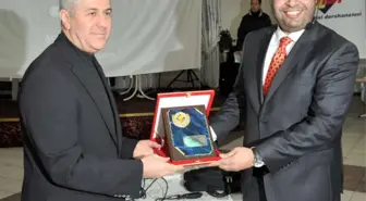 Kişisel Gelişim Uzmanı Ala Elcircevi Uşak'ta 'Başarı ve Motivasyon' Semineri Verdi