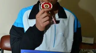 Yakutiye'nin Elinden Tuttuğu Bir Genç Daha, Madalya Topluyor