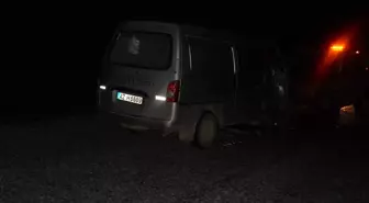 Minibüsler Çarpıştı: 12 Yaralı