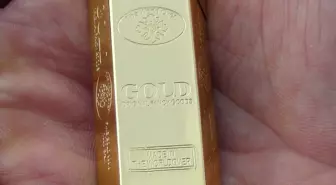 5 Liralık Çakmağa 10 Bin Lira Verdi