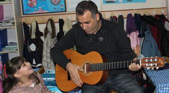 Haluk Levent Alaşehir'de Duygusal Anlar Yaşadı