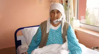 75 Yaşındaki Hastaya Çene Kırığı Ameliyatı Yapıldı