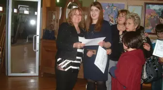 Burhaniye'de Geleceğin Ressamlarına Teşekkür Belgesi