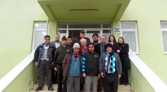 Eşme'de Zihinsel Engelliler Garnizonu Ziyaret Etti