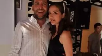 Kınay'dan Sevgilisine Evlilik Teklifi