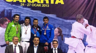Pınarbaşı'ndan Altın Akbulut'tan Gümüş Madalya