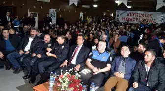 Şafak Sezer, Siirt'te Polis Kıyafetiyle Esnafı Gezdi