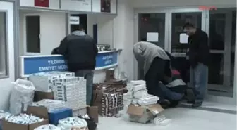 Bursa Metrekarelik Dükkanda 6 Bin Paket Kaçak Sigara Metrekarelik Dükkanda 6 Bin Paket Kaçak Sigara