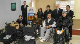 Camilerde Engeller Kalkıyor