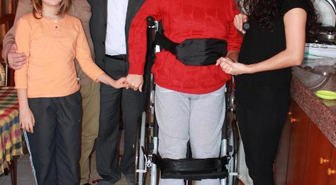 Kemik Erimesi Hastası Annenin Tekerlekli Sandalye Sevinci