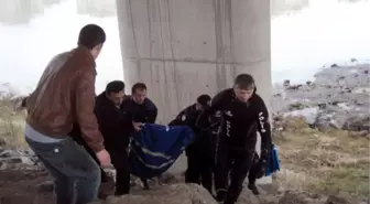 Yeşilırmak'a Atlayan Öğretmenin Cesedi Bulundu