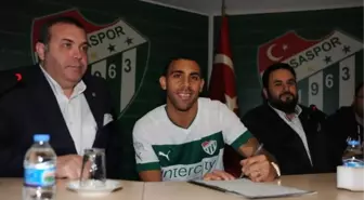 Ferdinand Bursaspor'a İmzaladı