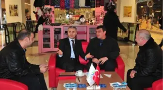 Beylikdüzü Vatandaşın Derdini Dinliyor