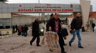 Cezaevlerinde Büyük Heyecan
