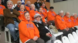 Huzurevi Sakinlerinin Maç Keyfi