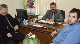 Saruhanlı'da Kaldırımlar Engelliler İçin Düzenleniyor