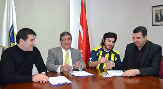 Bucaspor'dan Çifte İmza