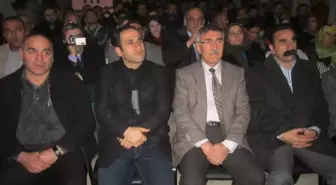 Hakkari'de 'Dengbêjler Gecesi'ne Büyük İlgi