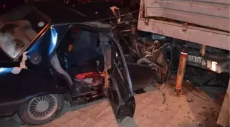 Balıkesır Aşırı Hız Felaket Getirdi 3 Ölü, 1 Yaralı Aşırı Hız Felaket Getirdi : 3 Ölü, 1 Yaralı