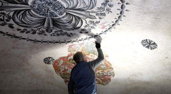 Muradiye Külliyesi'nde 150 Yıllık Sıvanın Altından 550 Yıllık Tarih Çıktı