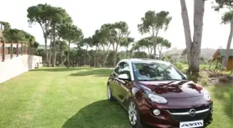 Opel ADAM Bir Moda İkonu Olarak Geliyor