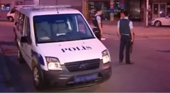 Polisin 'Dur' İhtarına Uymayan Otomobil Kaza Yaptı