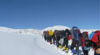 Geleneksel Süphan Dağı Kış Tırmanışı