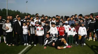 Kırgızistan Futbol Okulu'ndan Beşiktaş'a Ziyaret